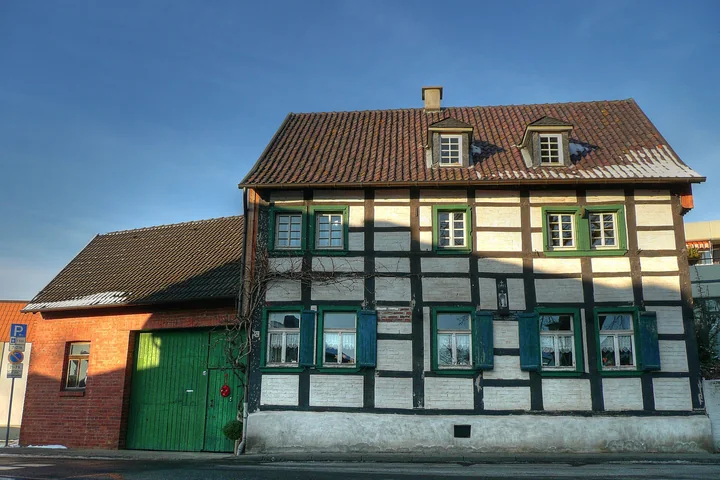 Historisches Fachwerkhaus im Ortskern von Merzenich